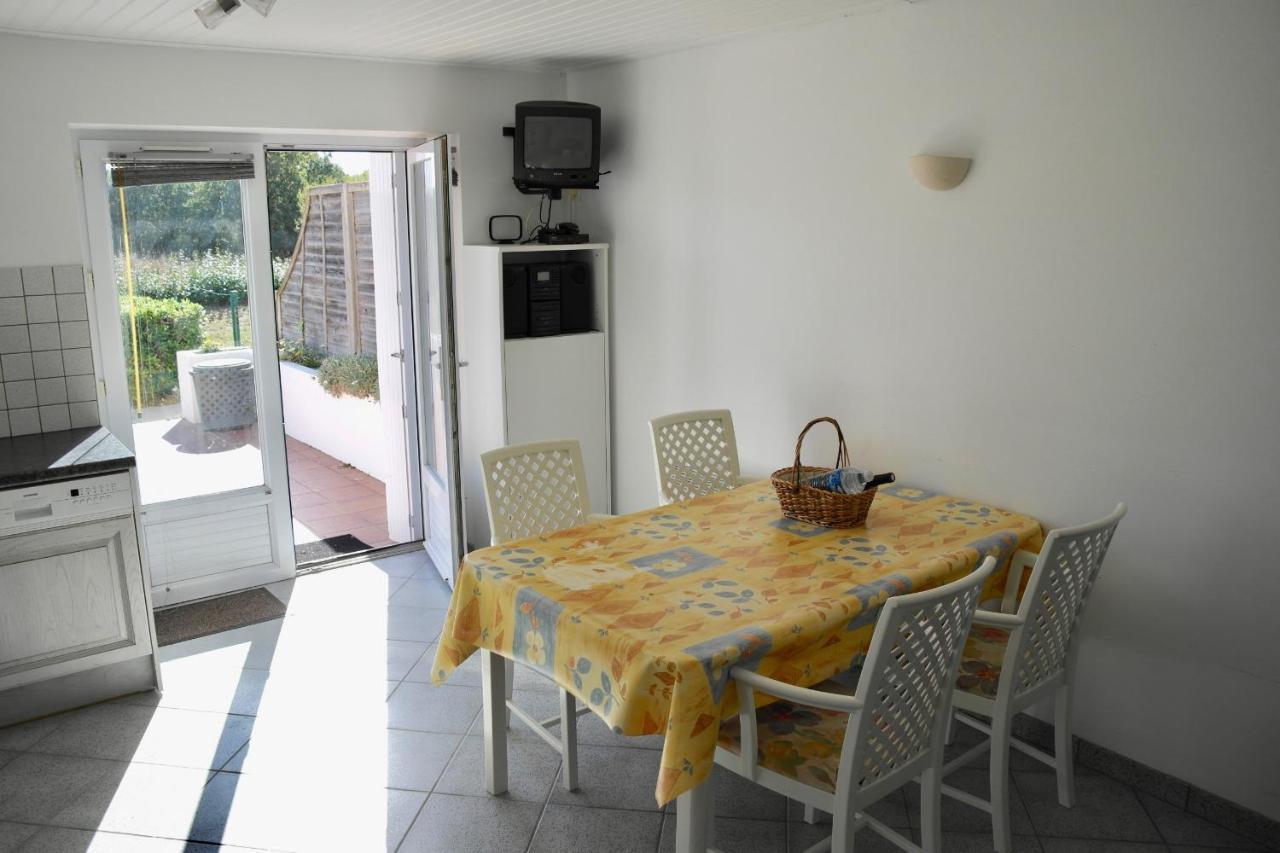 Commequiers Maison Pour 4 A La Campagne Avec Piscine מראה חיצוני תמונה